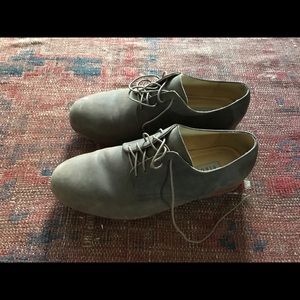 Nisolo taupe oxfords